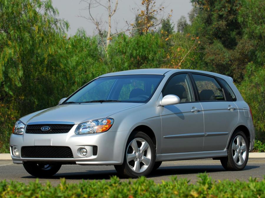  Kia Spectra5 2004 года  (фото 15 из 23)